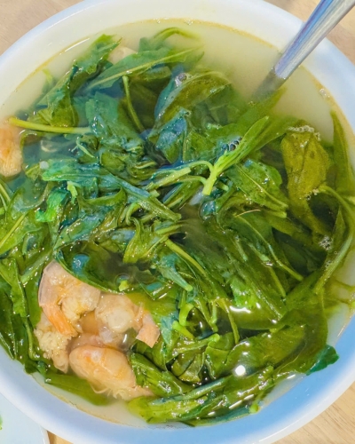 Sâm nấu canh tôm